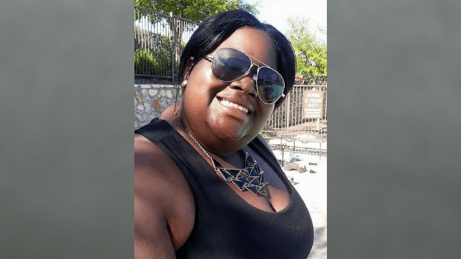 Family of Texas pregnant woman who died sues AG Ken Paxton