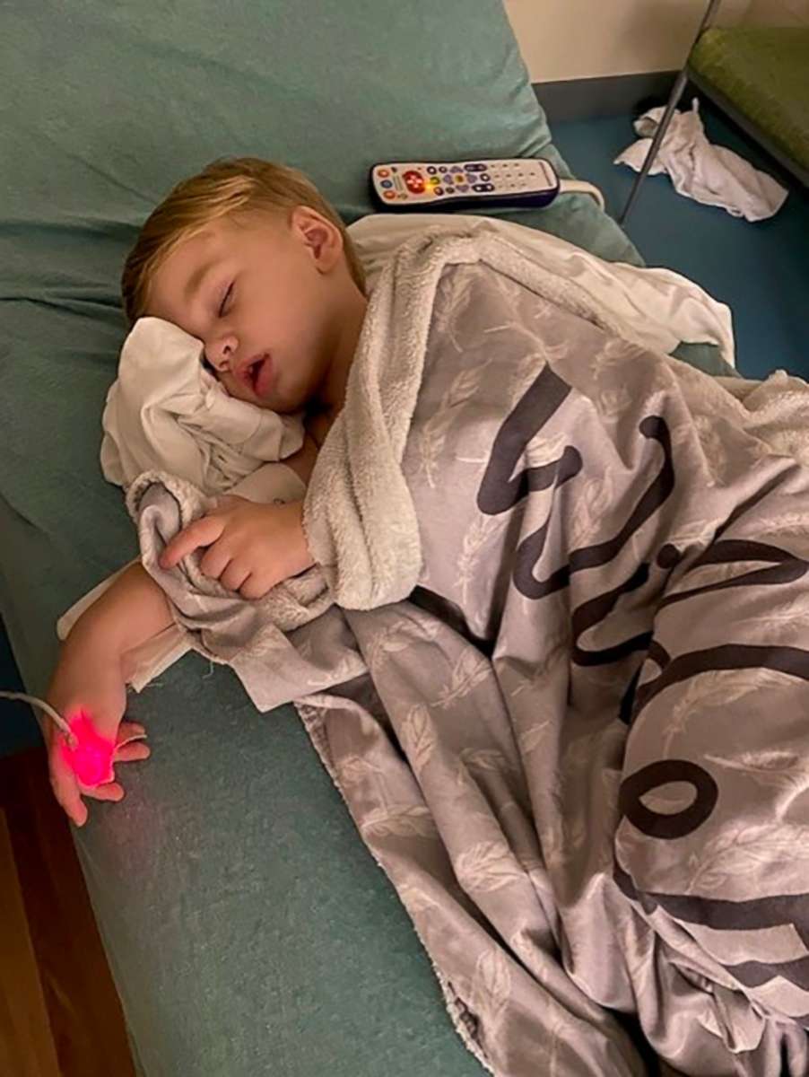 PHOTO: Wilder Jackson, 2, sleeps at Dayton Children's Hospital as he recovers from three viruses in Dayton, Ohio, Oct. 2022.