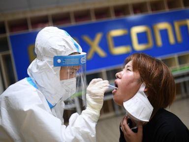 Foxconn to ease COVID-19 curbs in Chinese iPhone factory