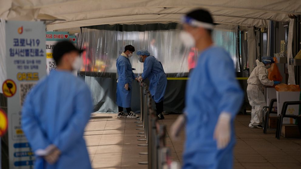 La poussée d’omicron en Corée du Sud a probablement atteint son apogée, selon des responsables