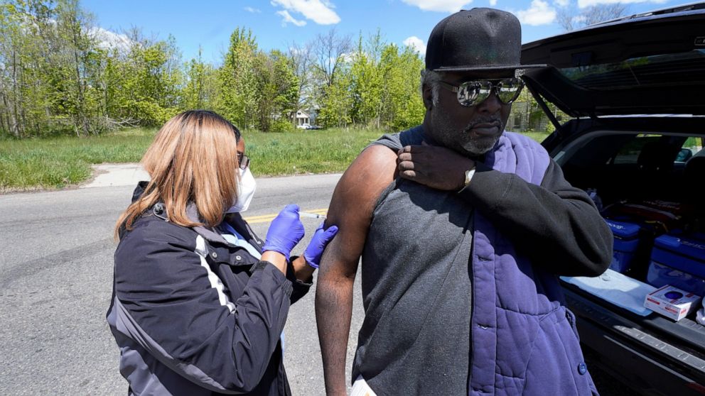Mobile soup kitchens take food, vaccine to Detroit's poorest