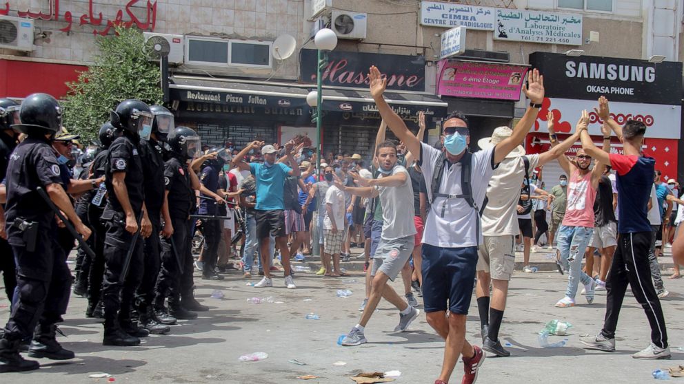 Tensions in Tunisia after president suspends parliament