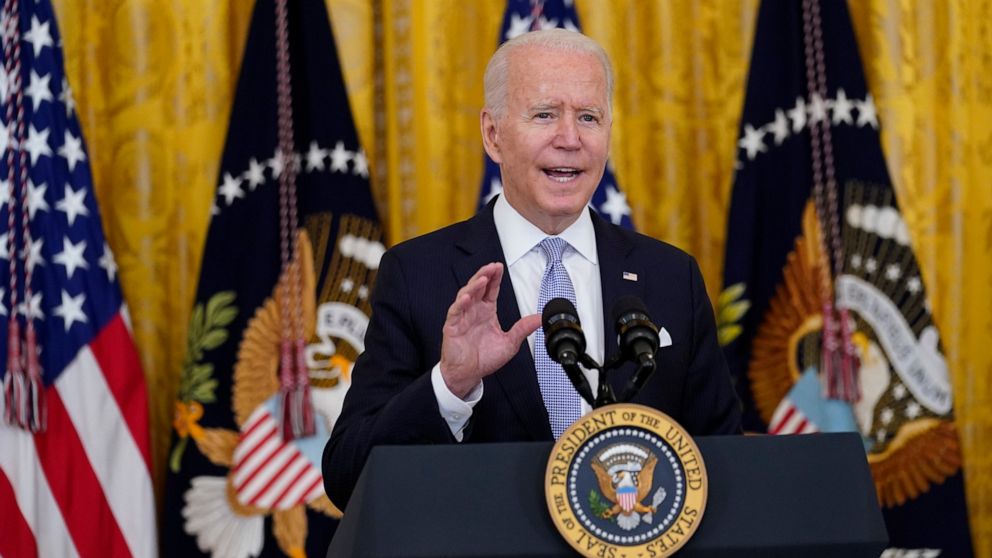 Biden orders U.S. federal workers to get vaccinated