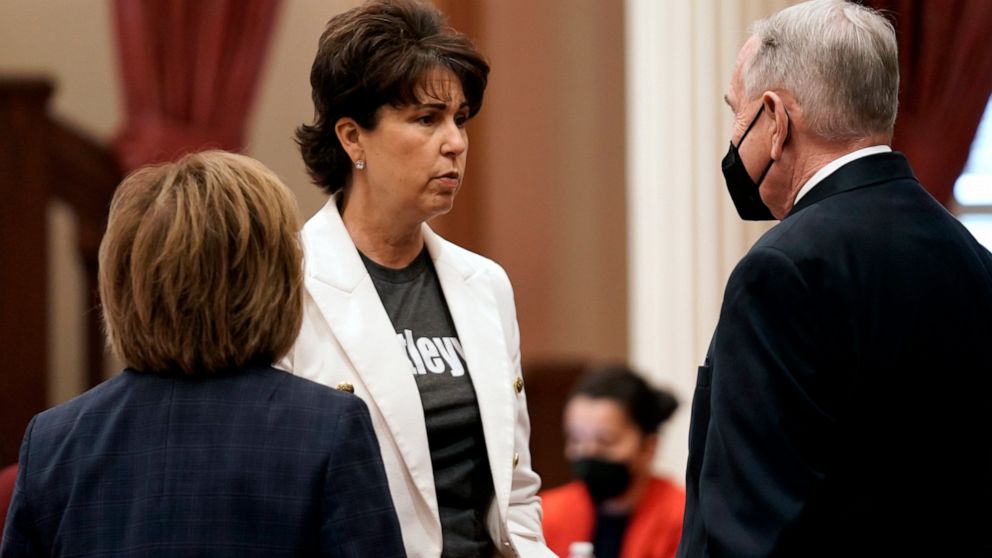 Un projet de loi californien visant à rendre les vasectomies moins chères va au gouverneur