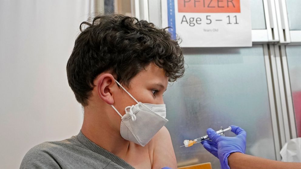 White House: About 900,000 kids got virus shots in 1st week