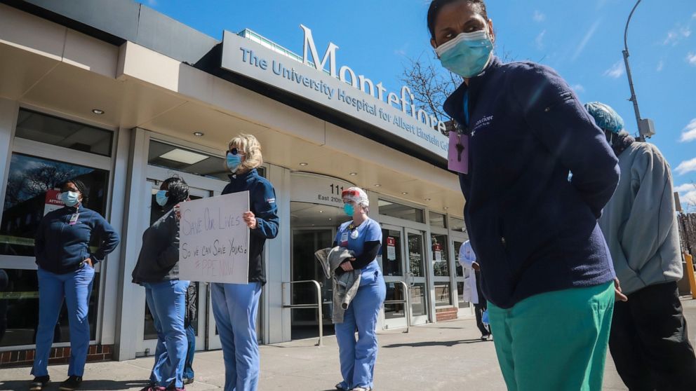 Les infirmières de New York et les hôpitaux reprennent les pourparlers contractuels ;  un pacte