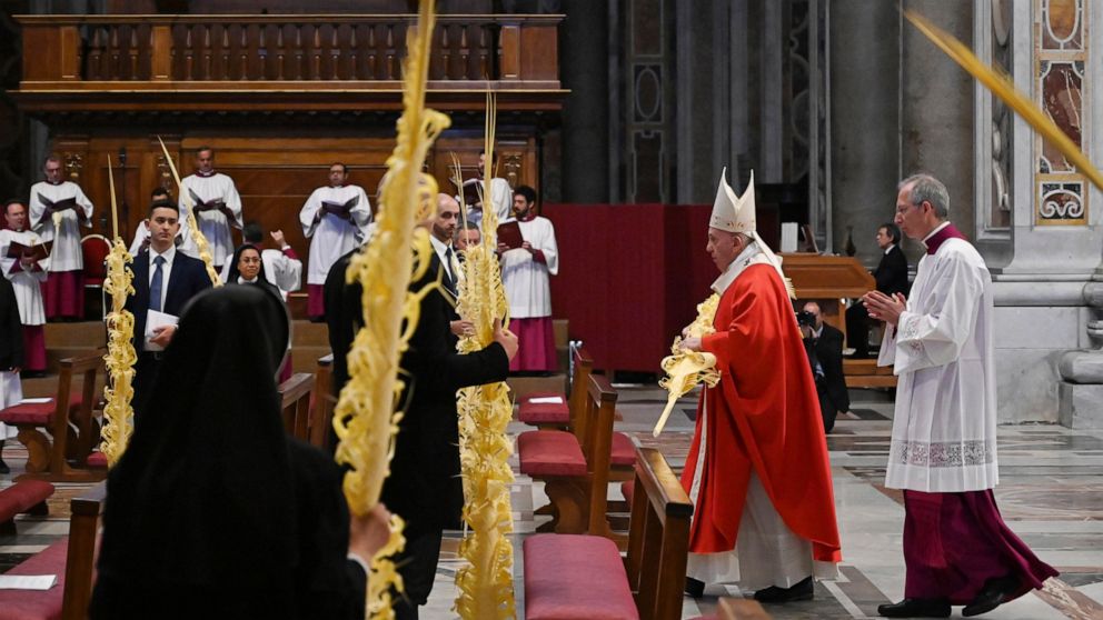 Palm Sunday Services Held Without Public Some On Rooftops Abc News