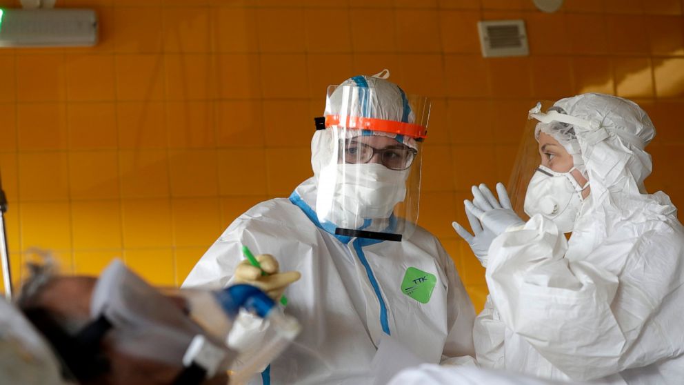 Czech health care under pressure; hospitals hit virus record