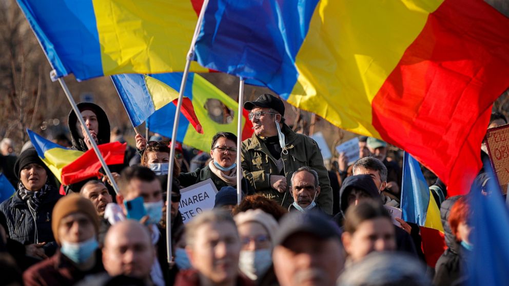 3,000 against Romania’s anti-vaccination protests amid COVID-19 rise
