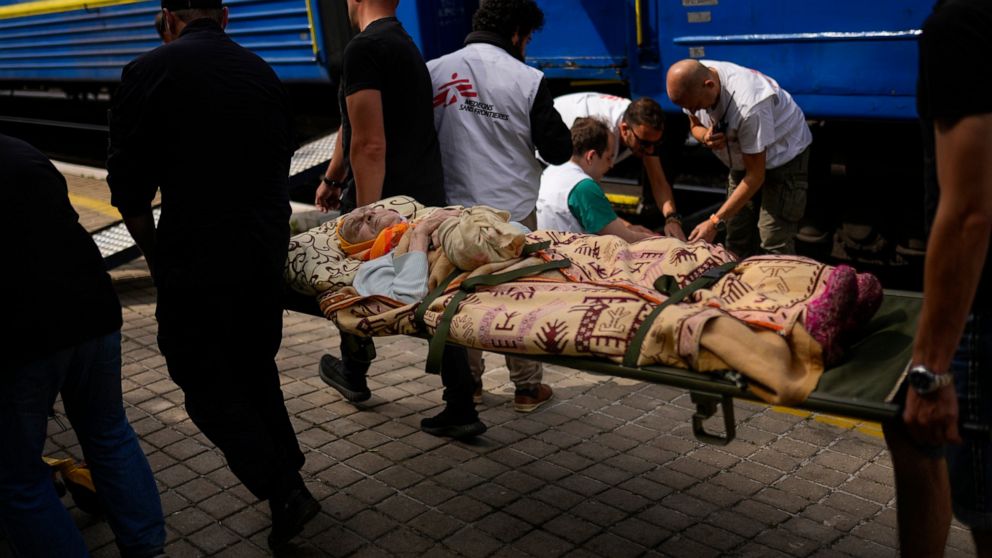 Un « terrible cauchemar » : Soigner les blessés civils ukrainiens