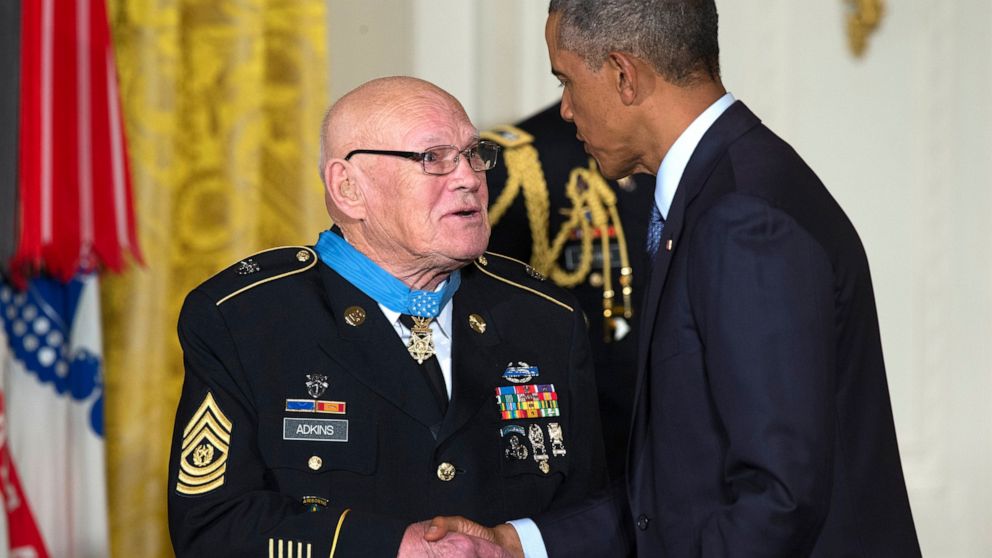 what all do medal of honor winners get