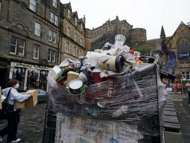 Garbage piles in Scotland raise health concerns amid strikes thumbnail