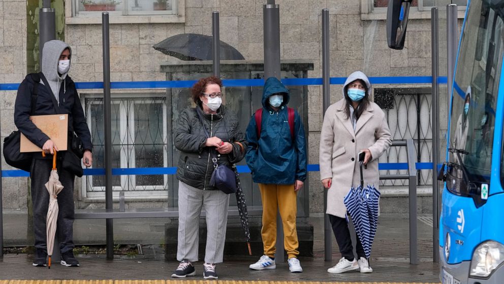 Spain says masks no longer totally obligatory indoors