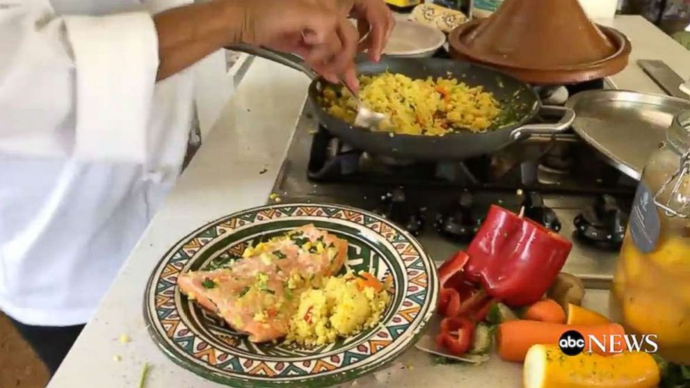 PHOTO: ABC News learns how to cook with healthy and fresh seasonal ingredients for summer.
