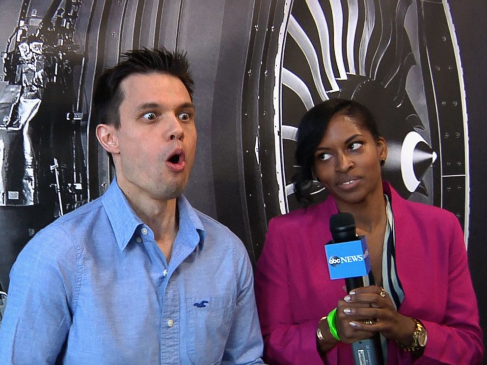 PHOTO: ABC News Dan Childs eats the worlds hottest pepper at the NYC Hot Sauce Expo.