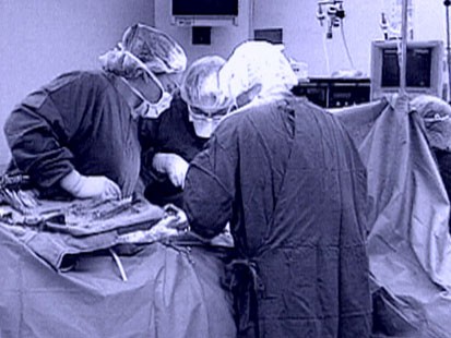 Woman getting a mamorgram
