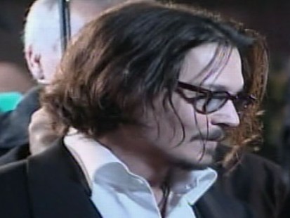 VIDEO: 3-D Movies Like Alice in Wonderland Are Just a Headache for Some