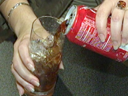 VIDEO: Study of soda drinkers in Singapore suggests they have a greater risk of cancer.