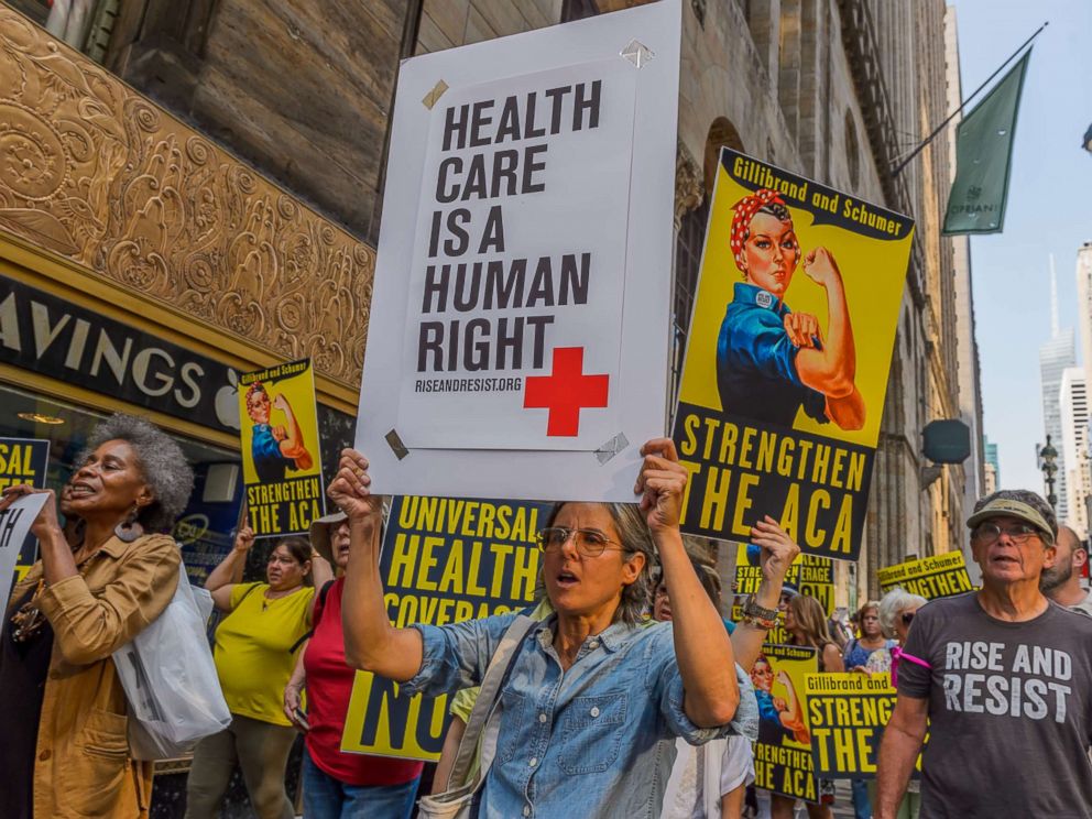 PHOTO: Activists marched to the offices of Senators Schumer and Gillibrand in New York, Sept. 5, 2017, carrying a giant lunchbox filled with messages from constituents that urged them to get Save Our Healthcare.