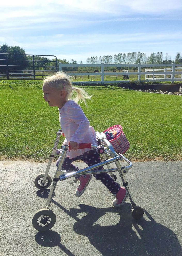 6-year-old girl with cerebral palsy has the sweetest reaction to taking  steps unaided - ABC News