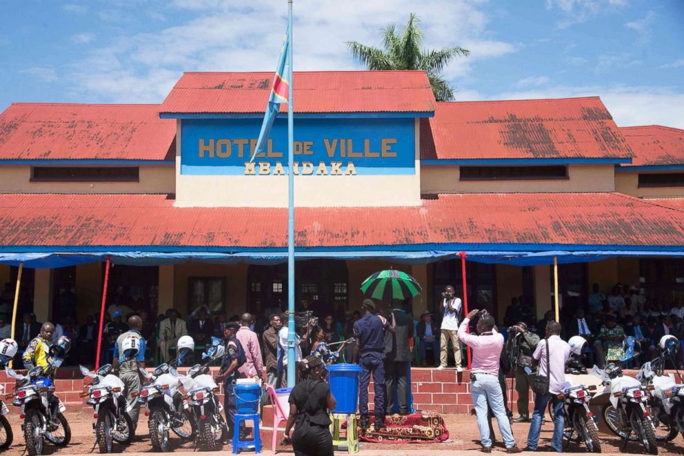 PHOTO: Residents gather at the town Hall of Mbandaka, Democratic Republic of Congo (DRC), May 21, 2018 during the launch of the Ebola vaccination campaign.