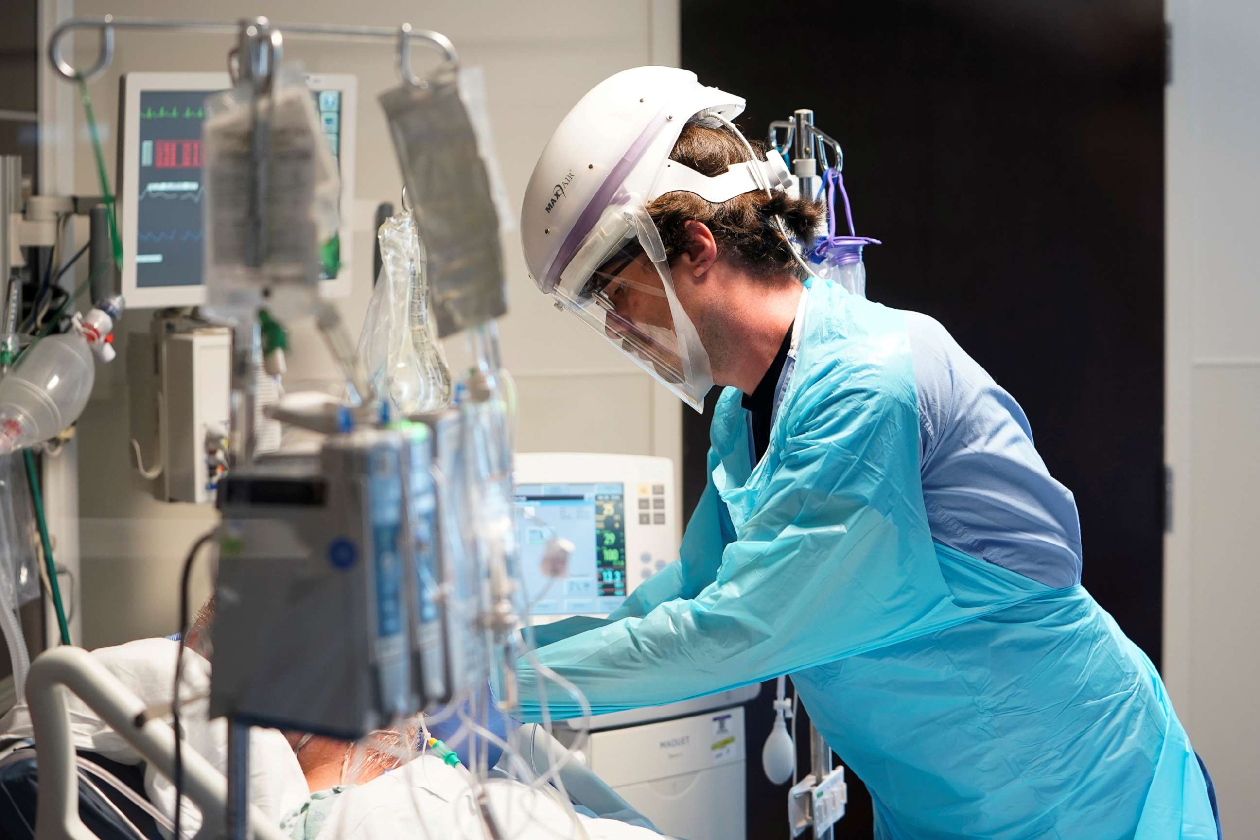 PHOTO: A nurse tends to a COVID-19 patient during a tour of SSM Health St. Anthony Hospital's intensive care unit amid the coronavirus pandemic in Oklahoma City, Aug. 24, 2021.
