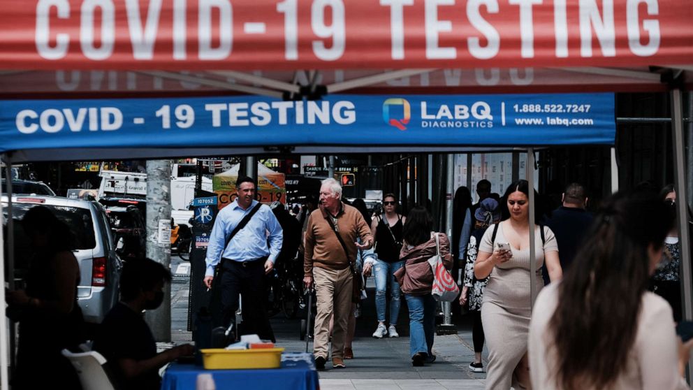 New York City's COVID test positivity rate surpasses 10% for the first time since January