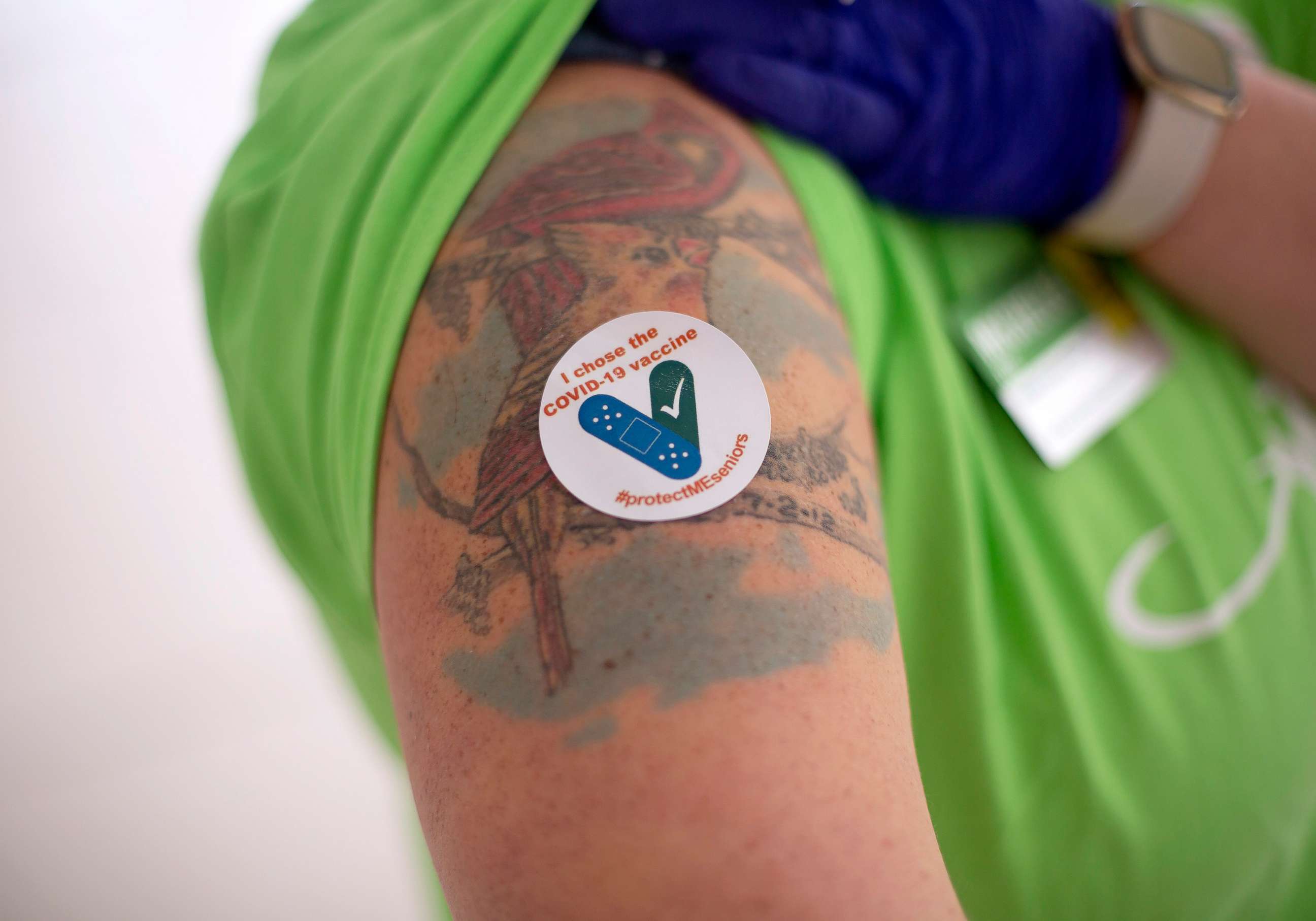 PHOTO:Staff and residents at Atria Senior Living receive celebratory stickers with their first doses of Pfizer's COVID-19 vaccine in Kennebunk, Maine, Jan. 9, 2021. 