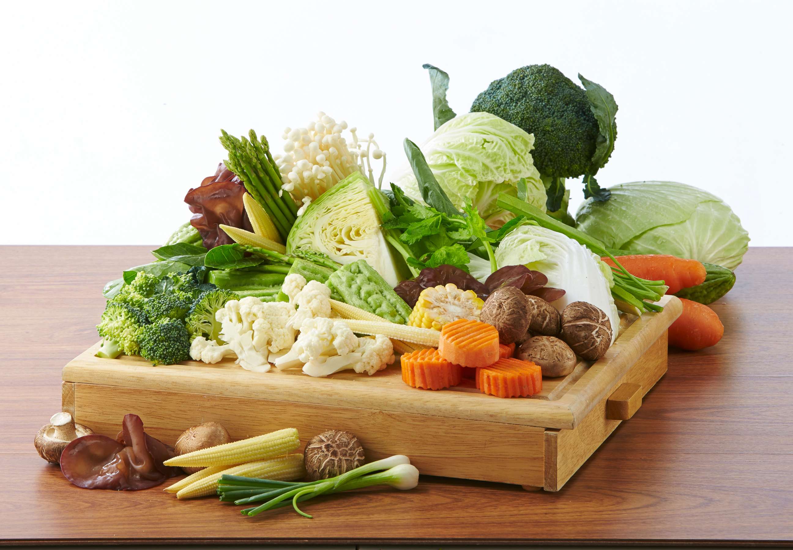 PHOTO: Vegetables sit on a cutting board in an undated stock photo.