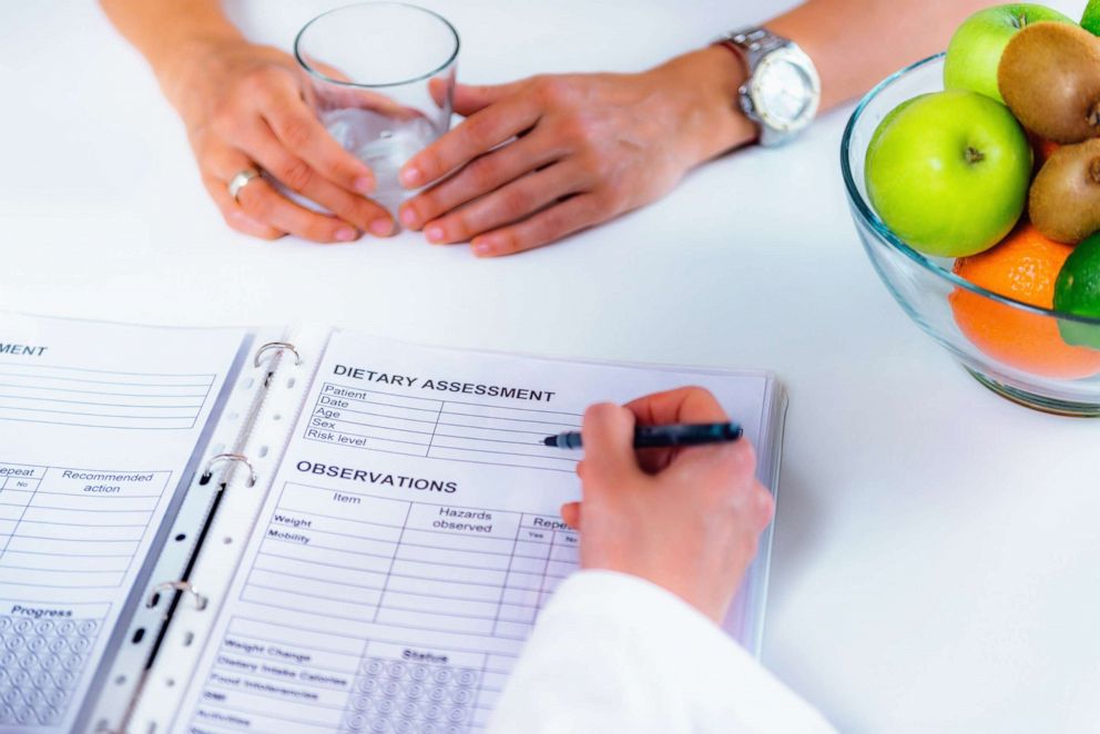 PHOTO:A doctor consults with a patient regarding diet nutrition in an undated stock image.