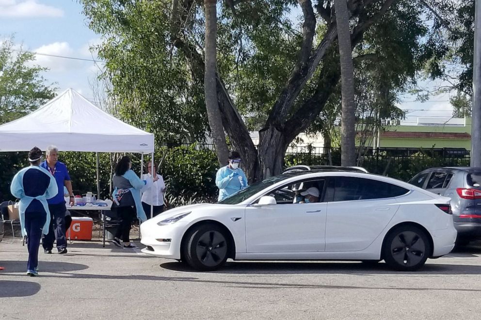 PHOTO: A drive-thru COVID-19 testing site opened Monday in West Palm Beach, Florida. But only 20 of dozens of visitors could get the test.