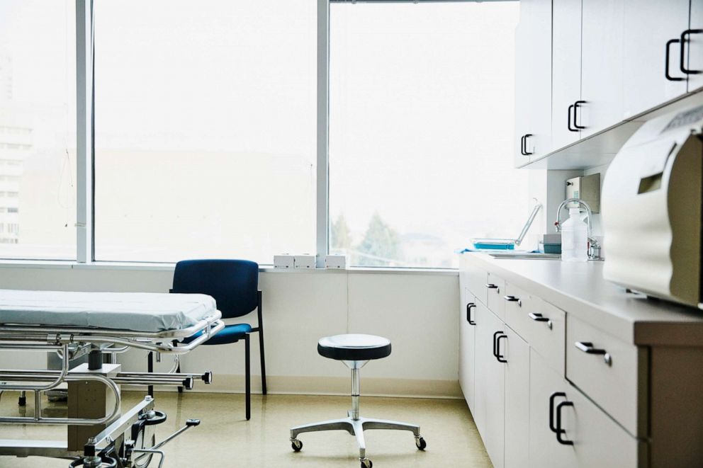 PHOTO: Empty exam room in hospital.