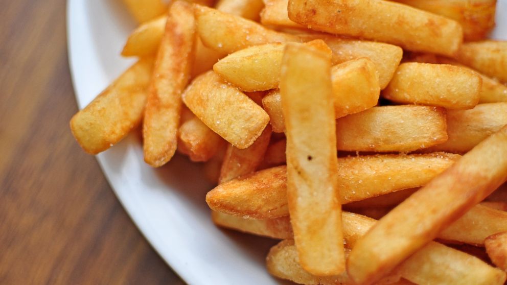 PHOTO: French fries are one of the "bad" foods that nutritionists eat. 