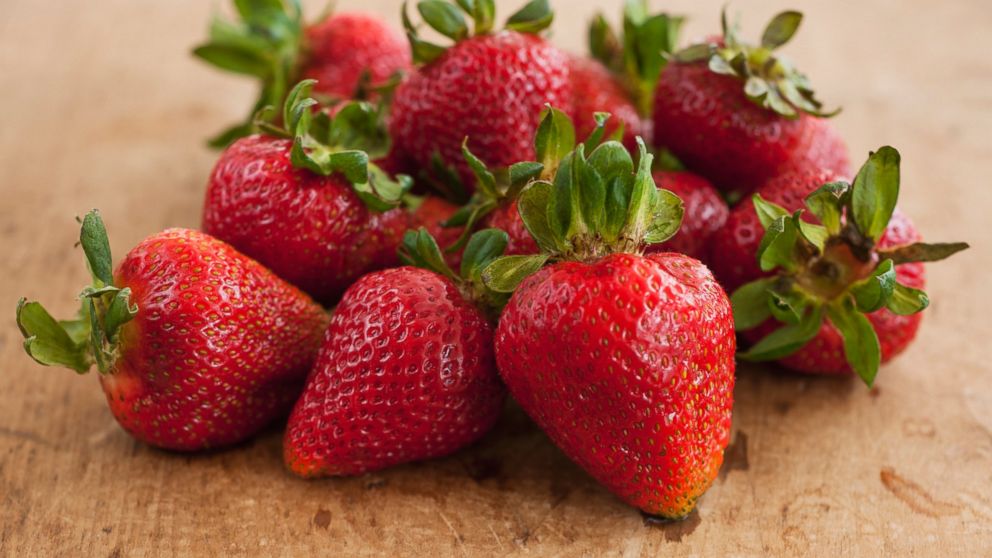 Fresh strawberries are better eaten whole than sliced, according to a recent study. 