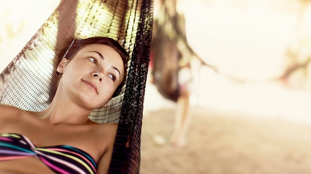 PHOTO: Here are 12 signs you are suffering from summer depression.