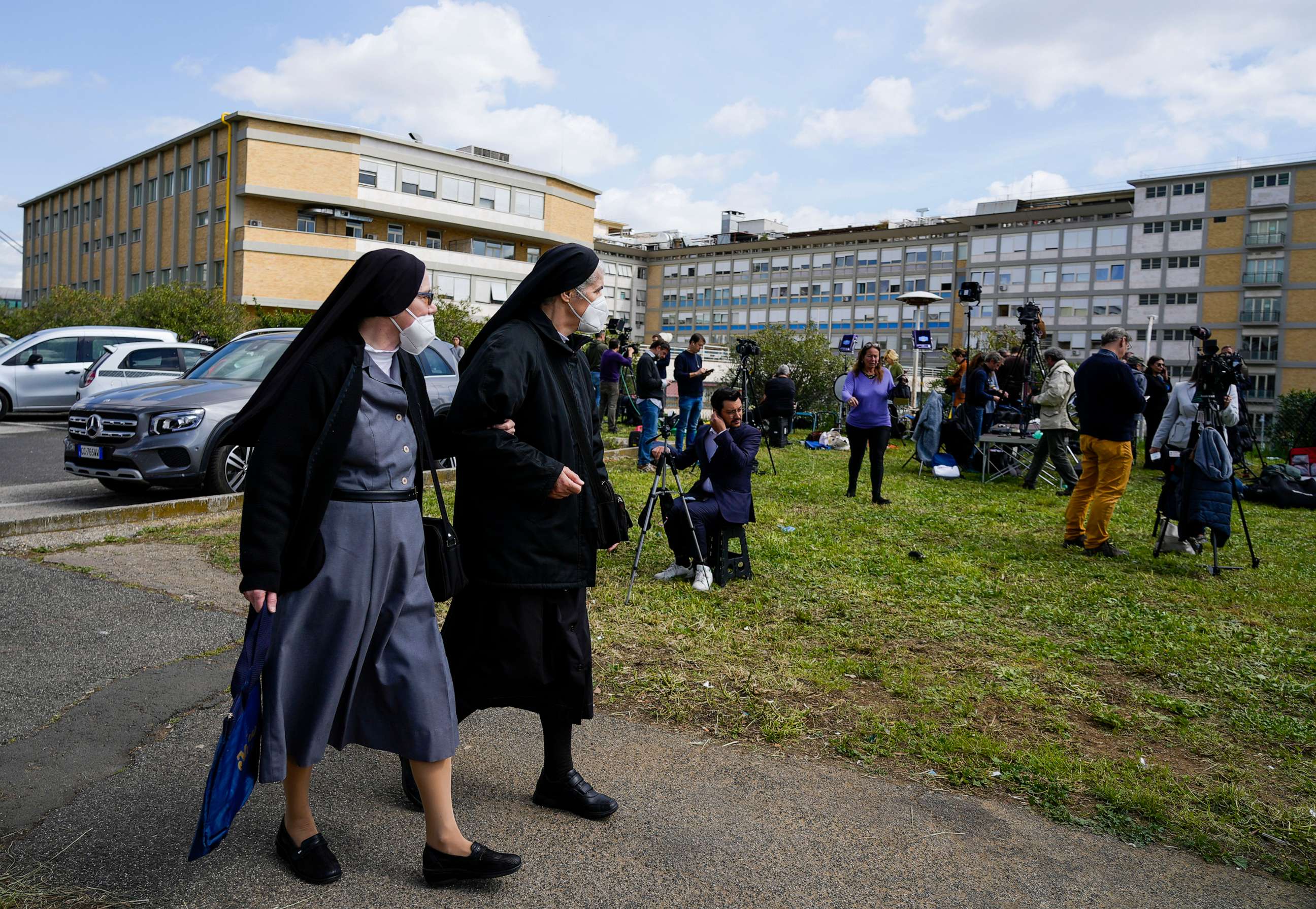 PHOTO: Two nuns walk by the Agostino Gemelli University Hospital in Rome, March 30, 2023, where Pope Francis was admitted on Wednesday after having suffered breathing problems in recent days and was diagnosed with a respiratory infection.