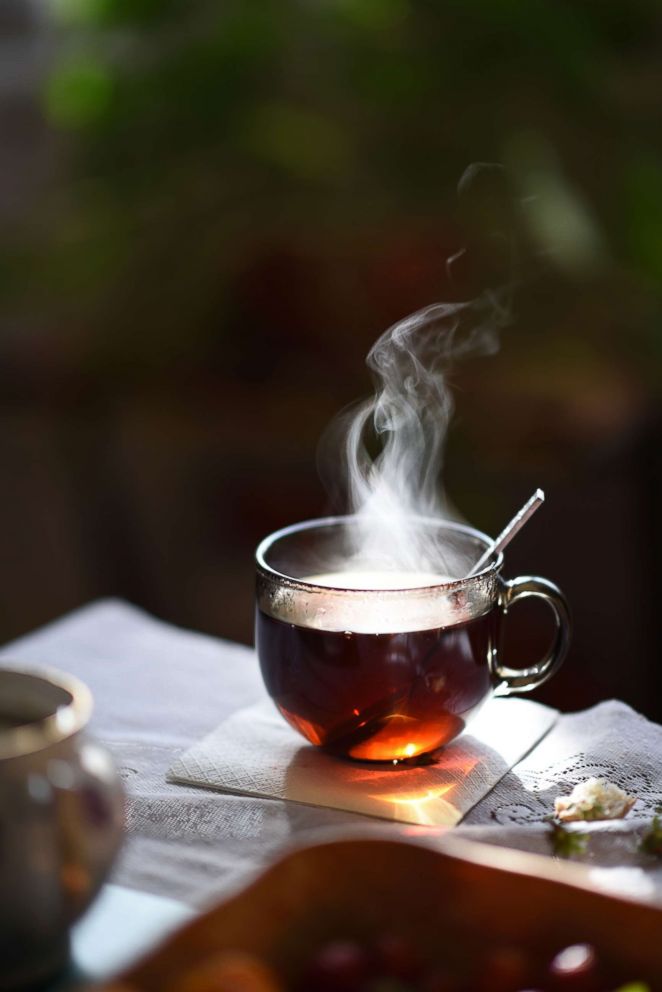 PHOTO: A new study finds that consuming hot tea may increase esophageal cancer risk for smokers and drinkers.