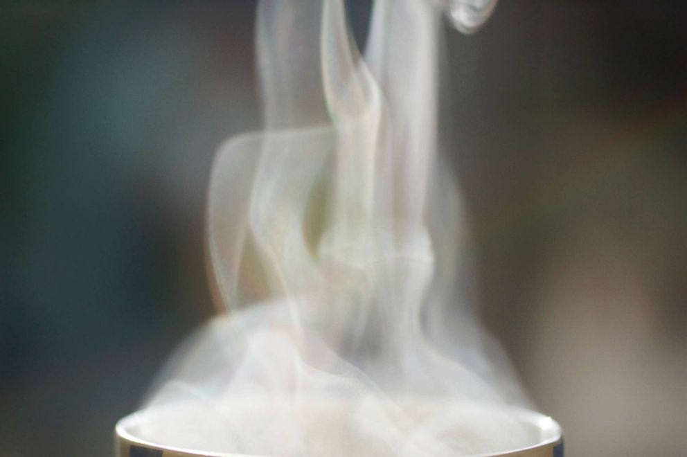 PHOTO: A new study finds that consuming hot tea may increase esophageal cancer risk for smokers and drinkers.