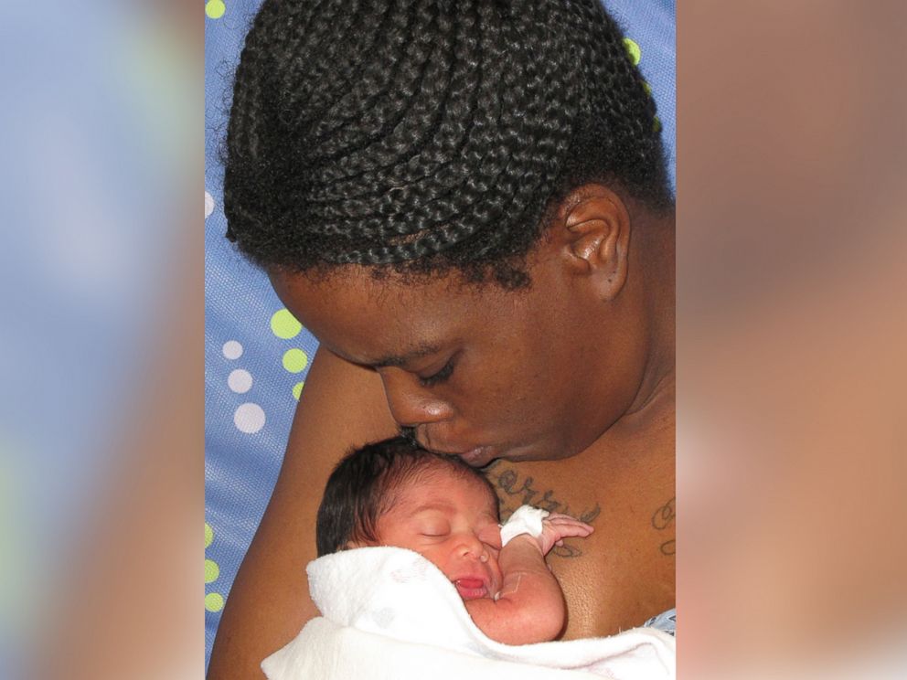 PHOTO: Kangaroo care is skin-to-skin contact between the baby and the mother that has several health benefits.