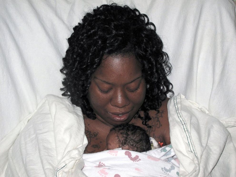 PHOTO: Kangaroo care can help babies sleep better -- especially if they're sick.