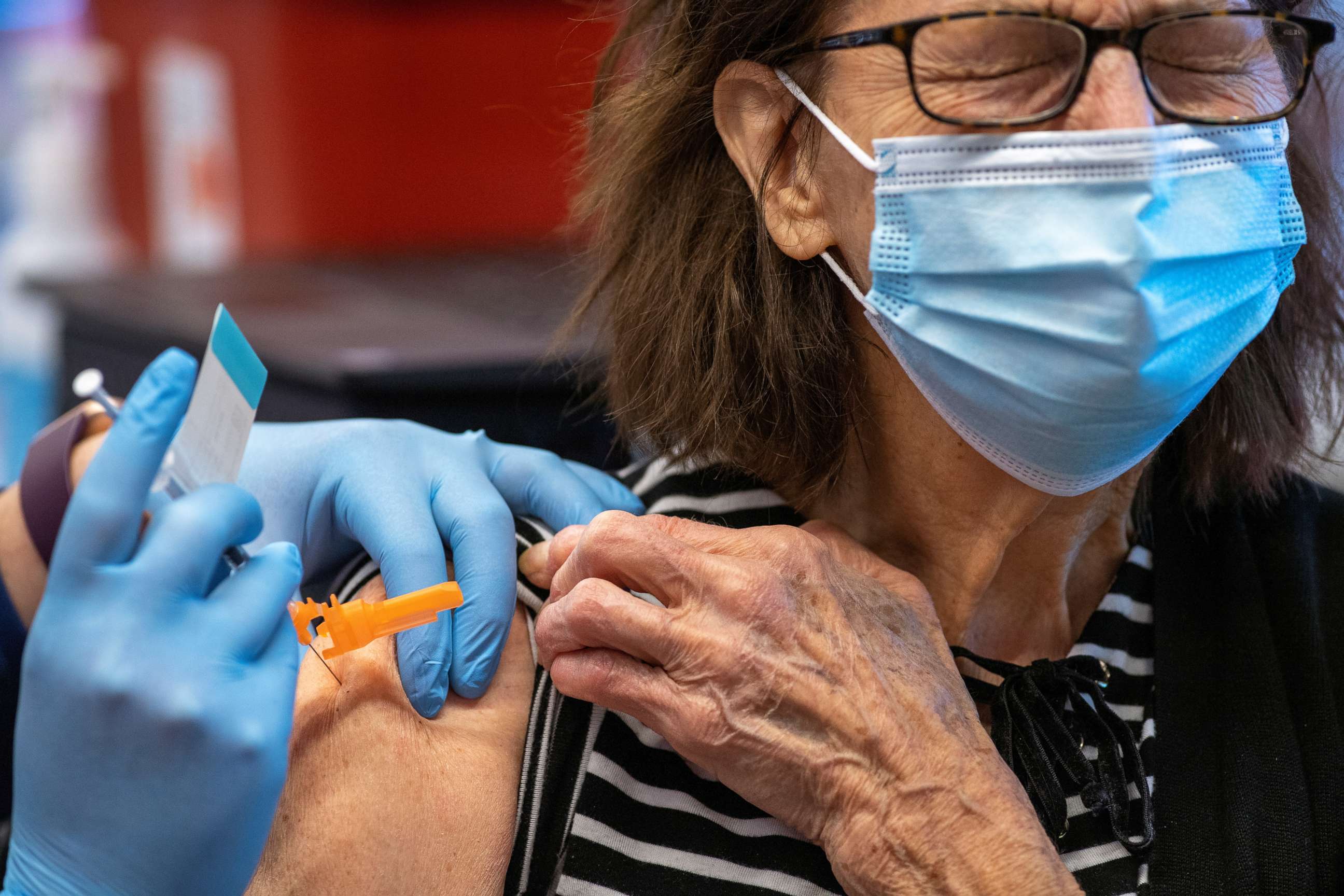 PHOTO: Barbara Schmalenberger, 86, of Hilliard, Ohio, receives the Johnson & Johnson coronavirus vaccine at the OSU Wexner Medical Center in Columbus, Ohio, March 2, 2021.