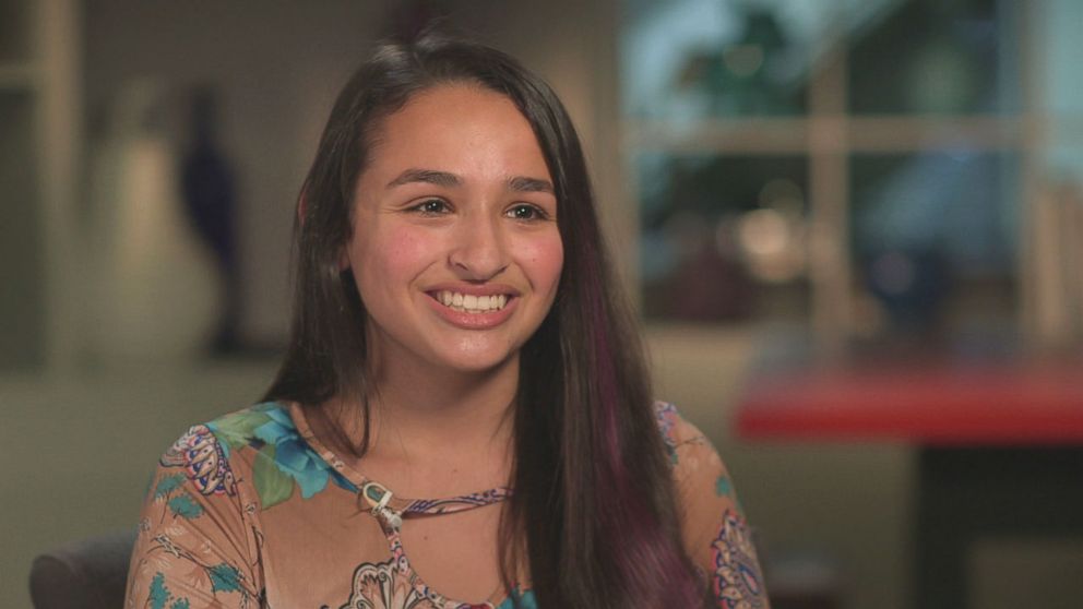 PHOTO: Transgender teen and TLC's "I Am Jazz" star Jazz Jennings discusses the final steps of her transition with ABC News' "Nightline" co-anchor Juju Chang.
