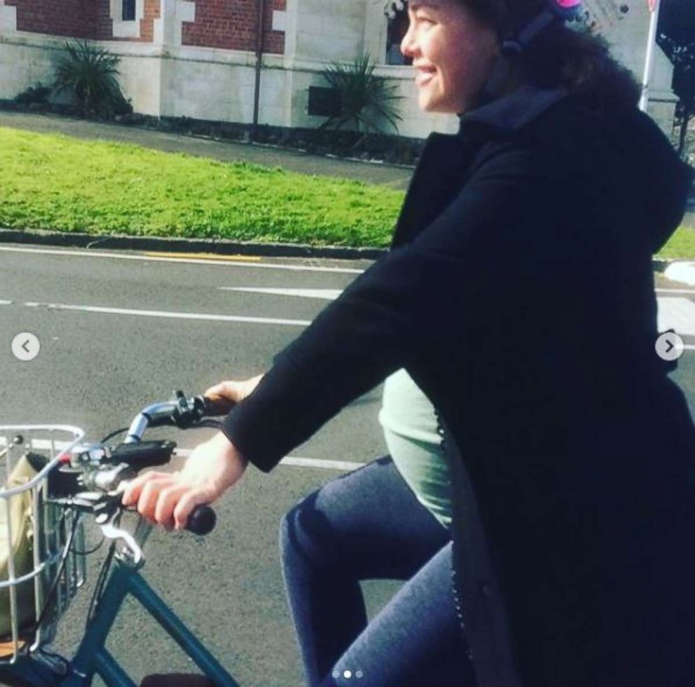 PHOTO: New Zealand's Minister for Women, Julie Anne Genter, is pictured biking her way to a hospital for the birth of her first child in Auckland, Aug. 19, 2018.