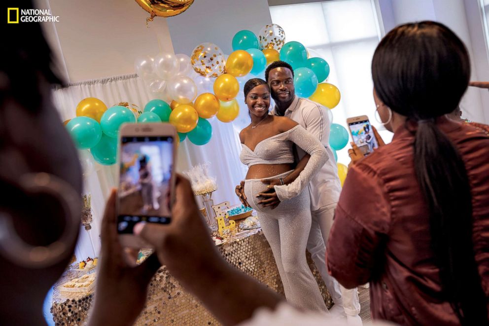 PHOTO: At 34 weeks pregnant, Brittany Capers, 28, and DeAndre Price, 25, enjoy their baby shower in Washington, D.C.