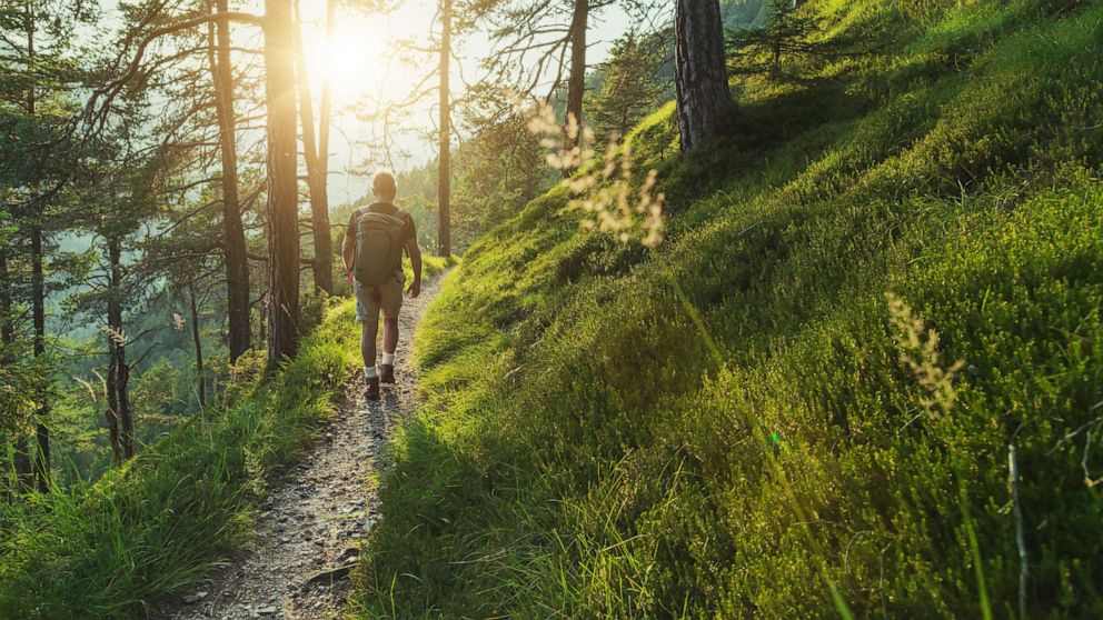 Does Spending time outdoors improve your health? - Good Morning America