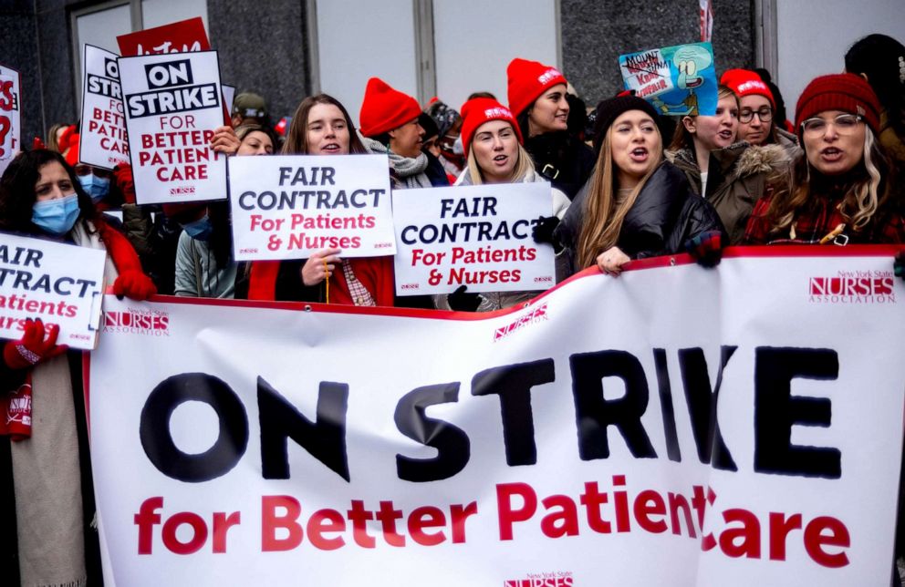 PHOTO: Nurses stage a strike in front of Mt. Sinai Hospital in the Manhattan borough of New York, Jan. 9, 2023, after negotiations broke down hours earlier.