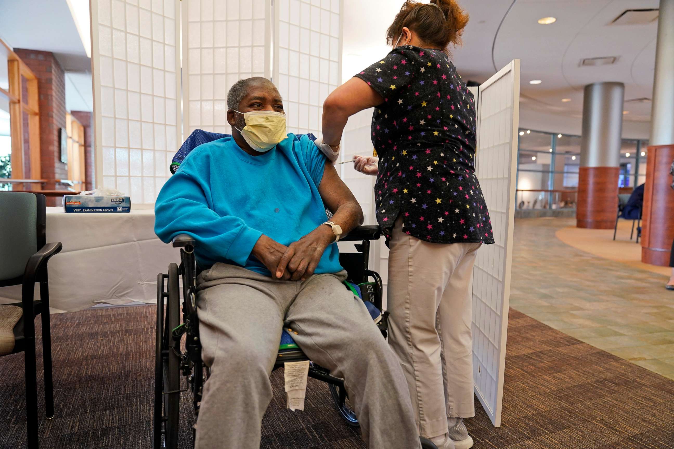 PHOTO: Edward Williams, 62, a resident at the Hebrew Home at Riverdale, receives a COVID-19 booster shot in New York, Sept. 27, 2021.