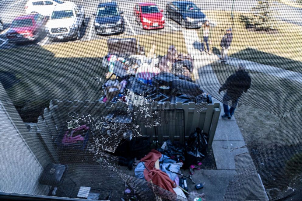 PHOTO: Items are removed from a home during an eviction in the unincorporated community of Galloway on March 3, 2021, outside Columbus, Ohio.