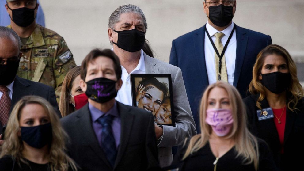 PHOTO: Steve Filson, whose daughter Jessica Filson died in January 2020 of opioids, stands with families who have had relatives die of opioids and authorities during a news conference outside the Roybal Federal Building, Feb. 24, 2021, in Los Angeles.