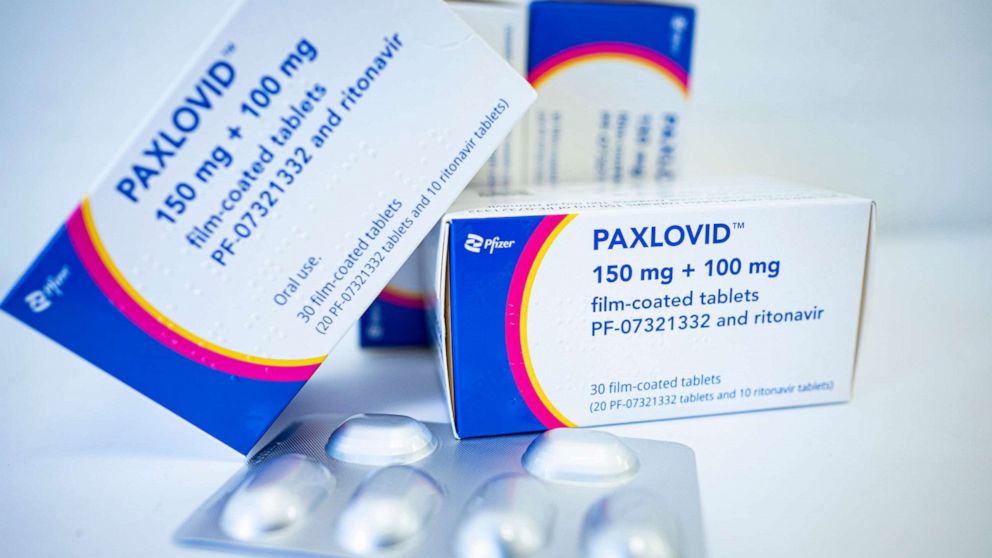 PHOTO:The drug Paxlovid from the pharmaceutical company Pfizer against Covid-19 is on a table.